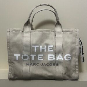 Marc Jacobs Tan Tote Bag